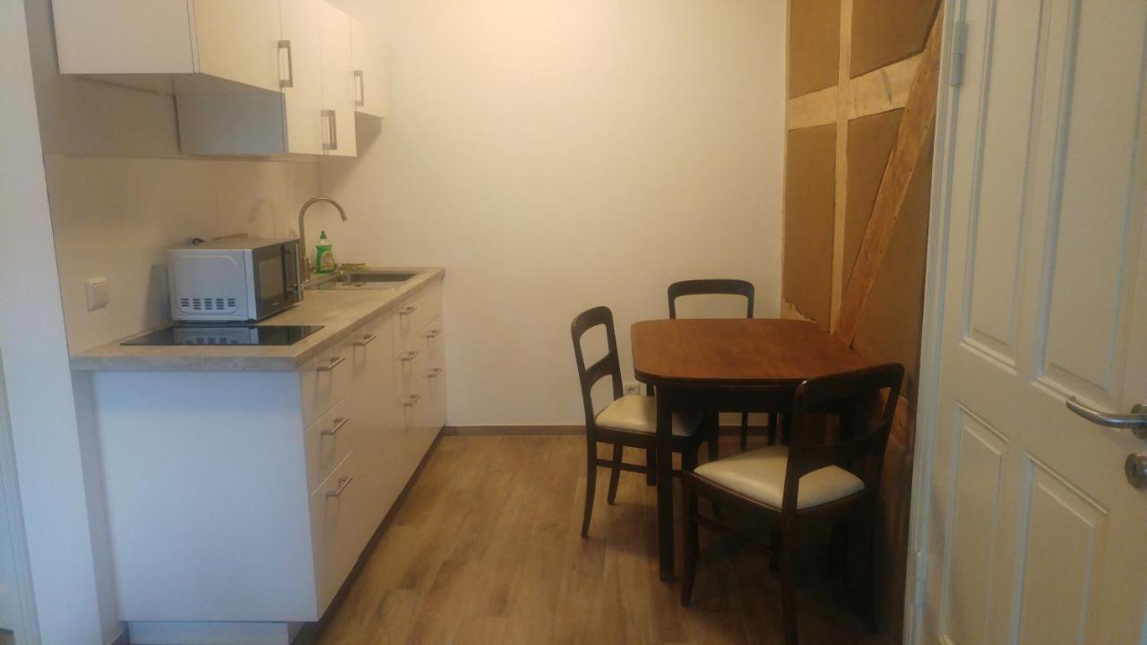 Mirabellenhof - Kleine Ferienwohnung Mit Altstadtblick Biesenthal Exterior foto